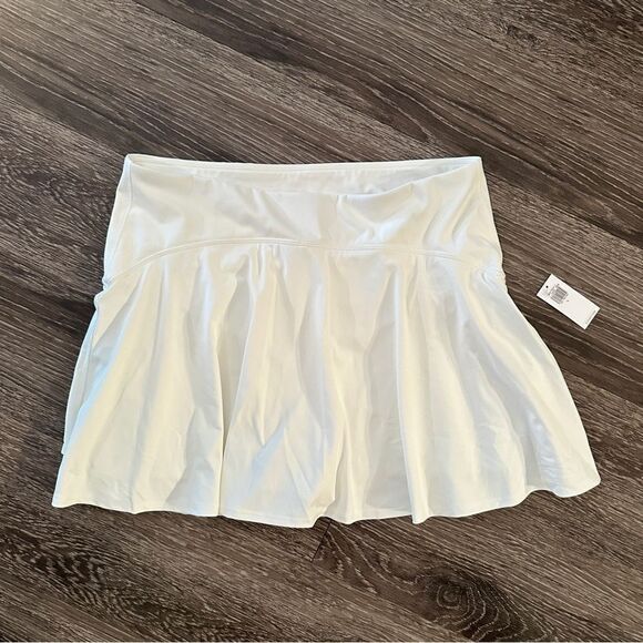 Old Navy High-Waisted PowerSoft Mini Skort New - Picture 1 of 5